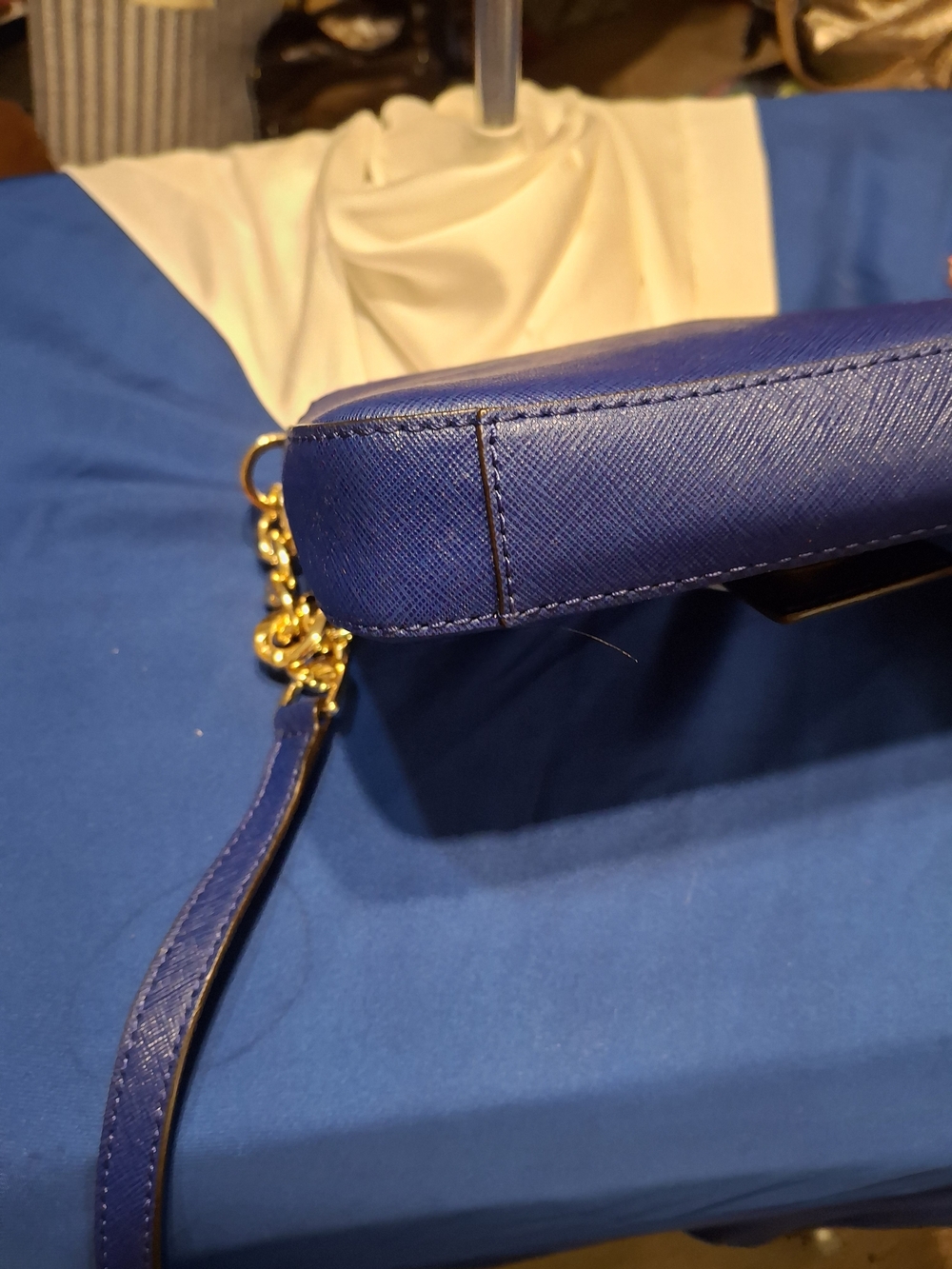 Michael Kors Royal Blue Leather Crossbody Bag with Gold Hardware - Picture 3 of 10